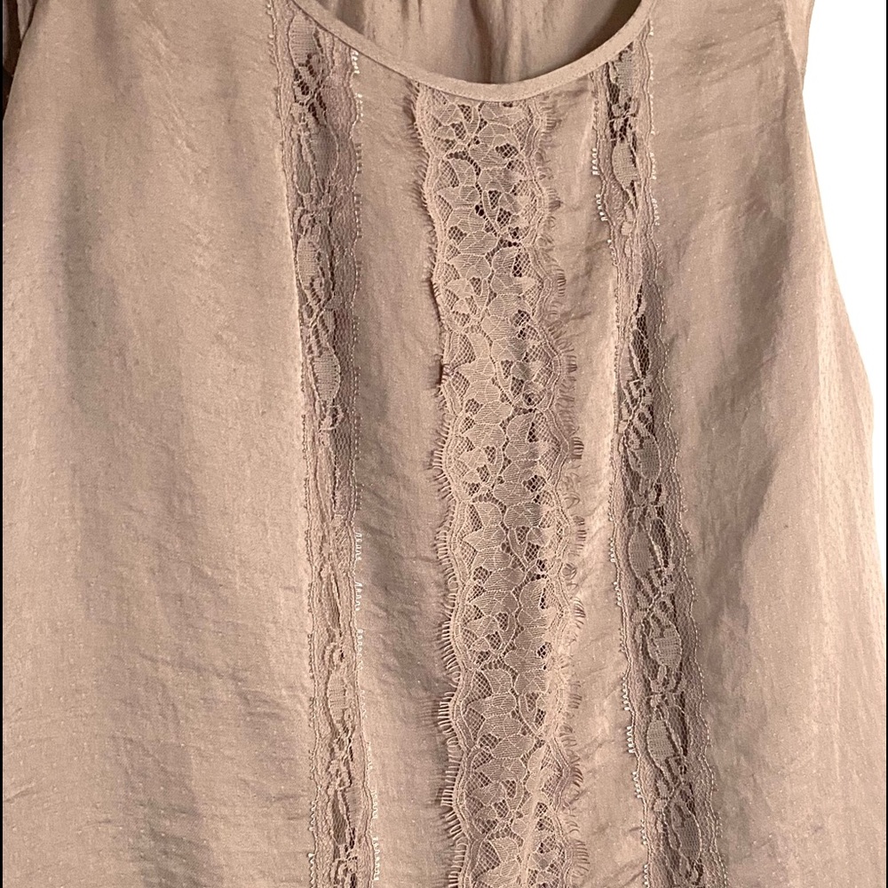LOFT Layering Blouse - Picture 4 of 5